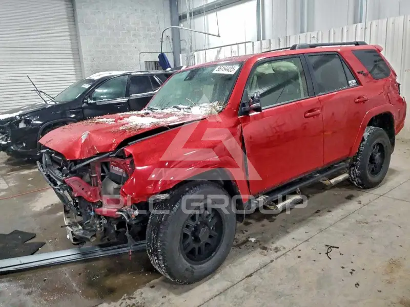 2021 Toyota 4 RUNNER photo