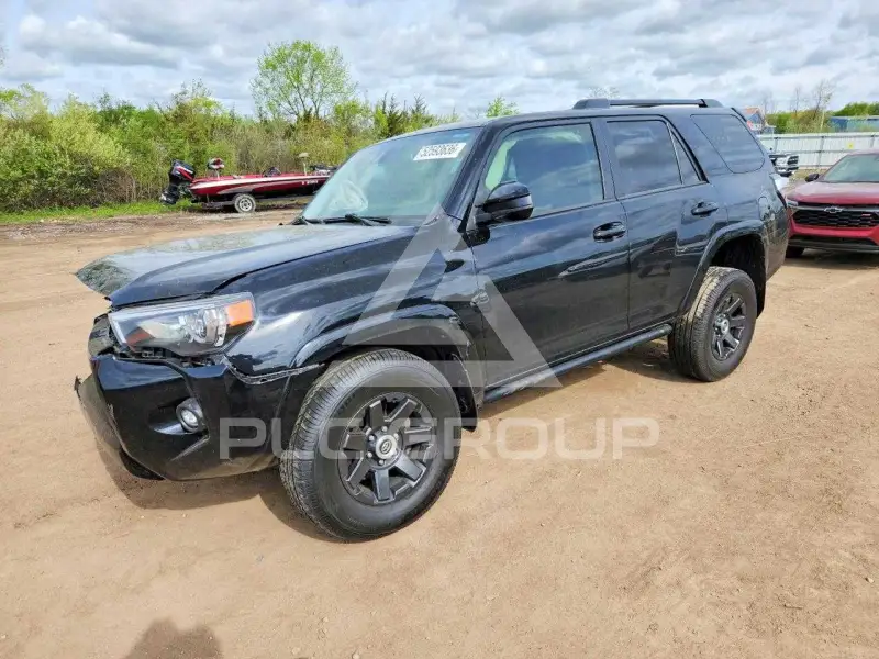 2021 Toyota 4 RUNNER photo