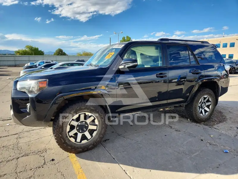 2021 Toyota 4 RUNNER фото