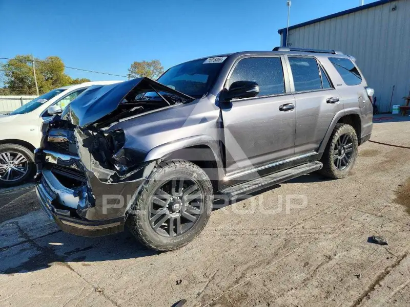 2021 Toyota 4 RUNNER фото