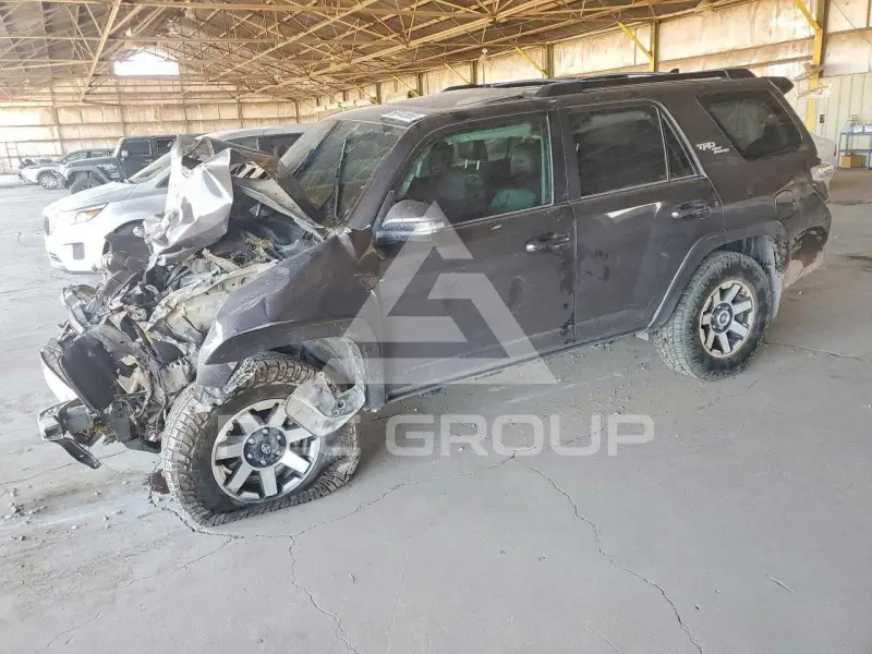 2021 Toyota 4 RUNNER photo