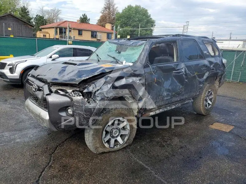 2021 Toyota 4 RUNNER фото