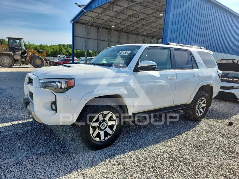 2021 Toyota 4 RUNNER фото