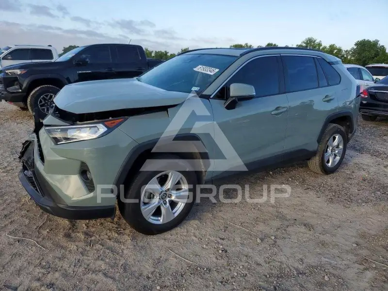 2021 Toyota RAV4 photo