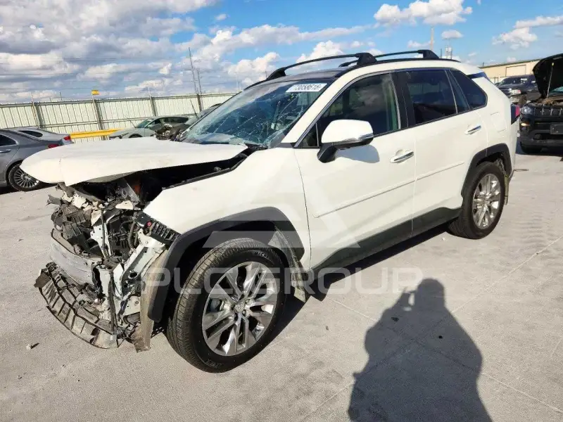 2021 Toyota RAV4 фото