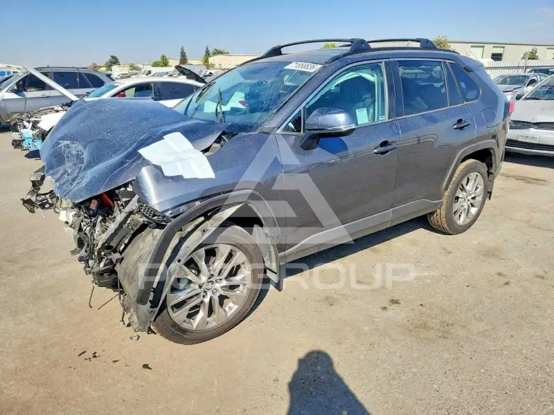 2021 Toyota RAV4 photo