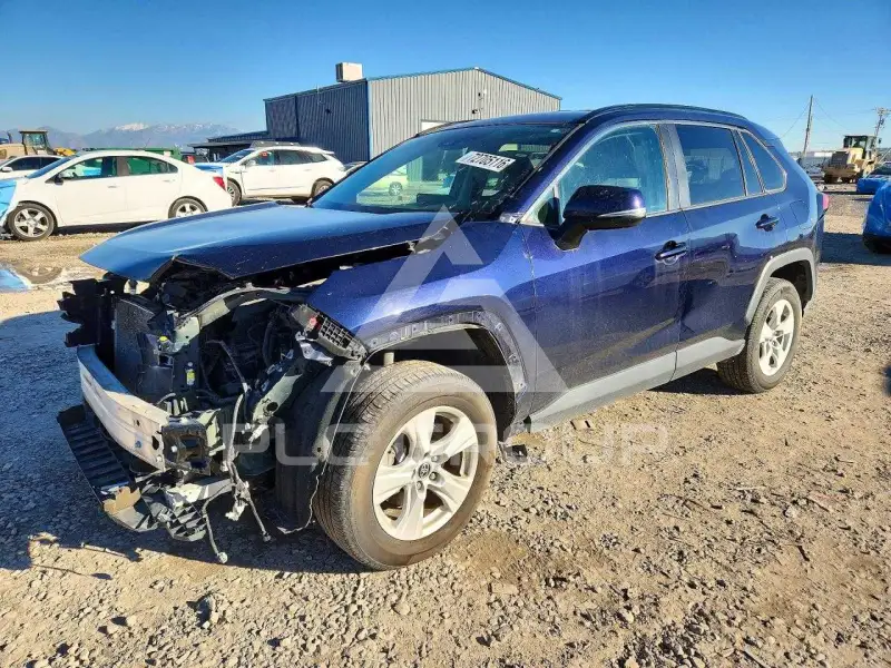 2021 Toyota RAV4 photo