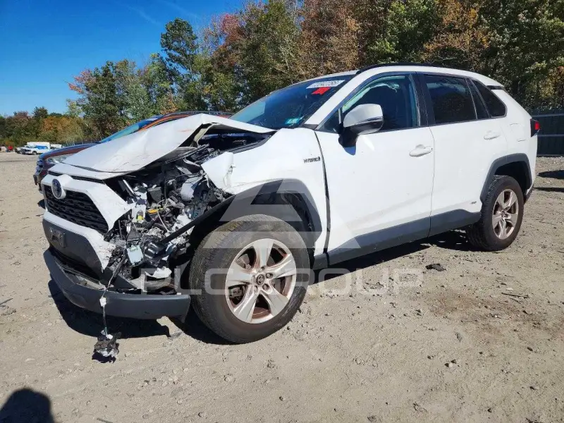 2021 Toyota RAV4 фото