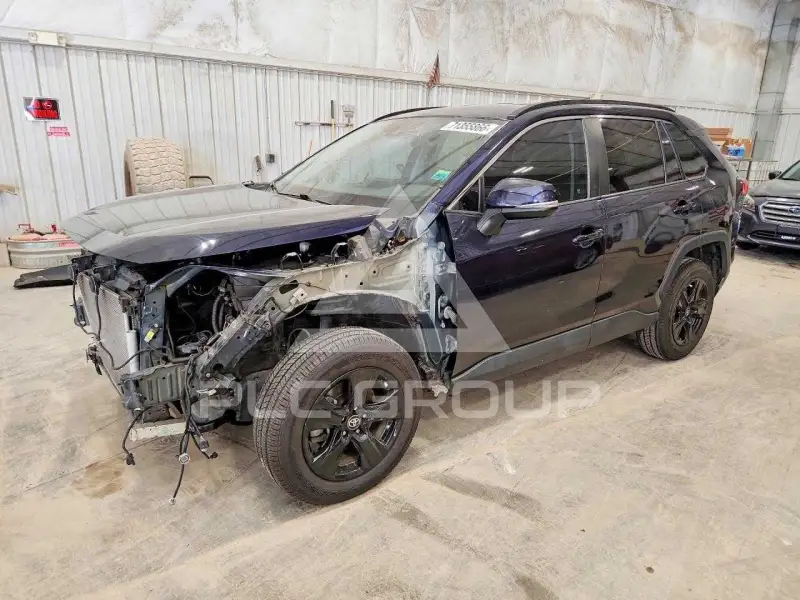 2021 Toyota RAV4 фото