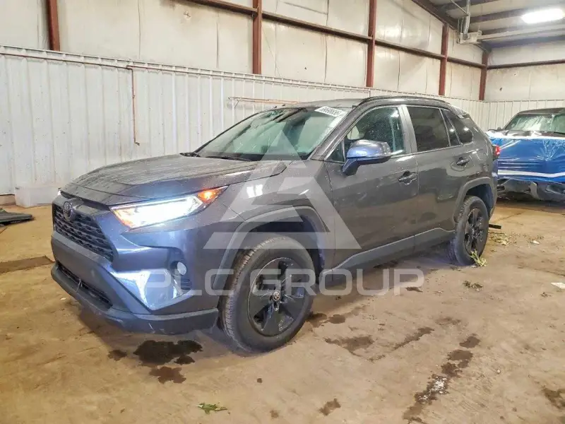 2021 Toyota RAV4 фото
