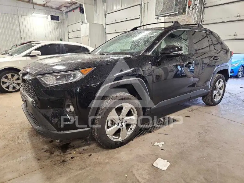 2021 Toyota RAV4 фото