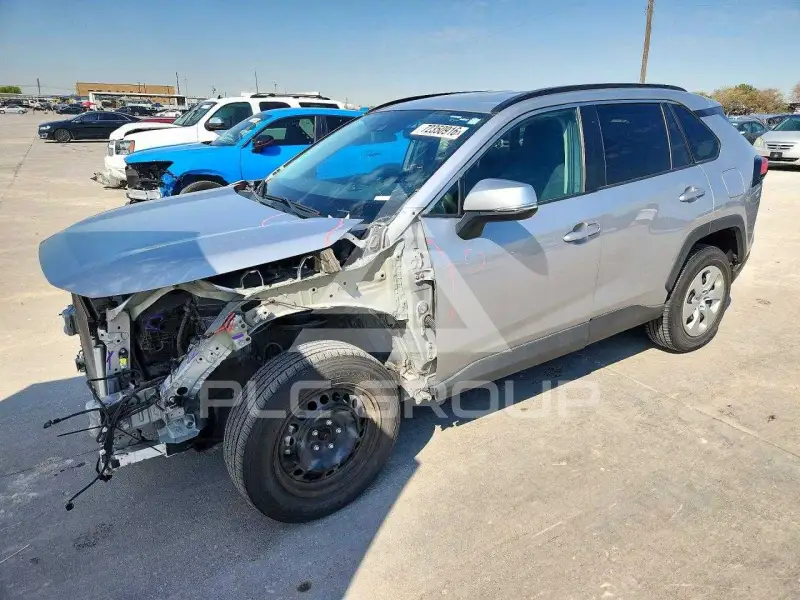 2021 Toyota RAV4 photo