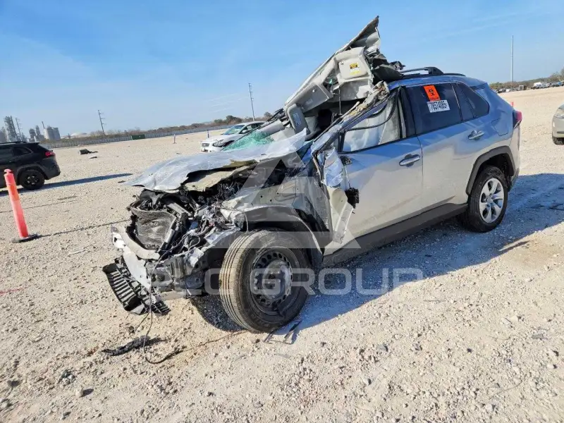 2021 Toyota RAV4 фото