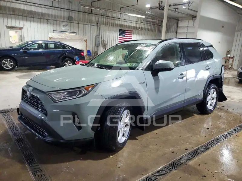 2021 Toyota RAV4 фото