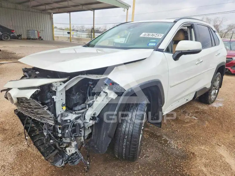 2021 Toyota RAV4 фото