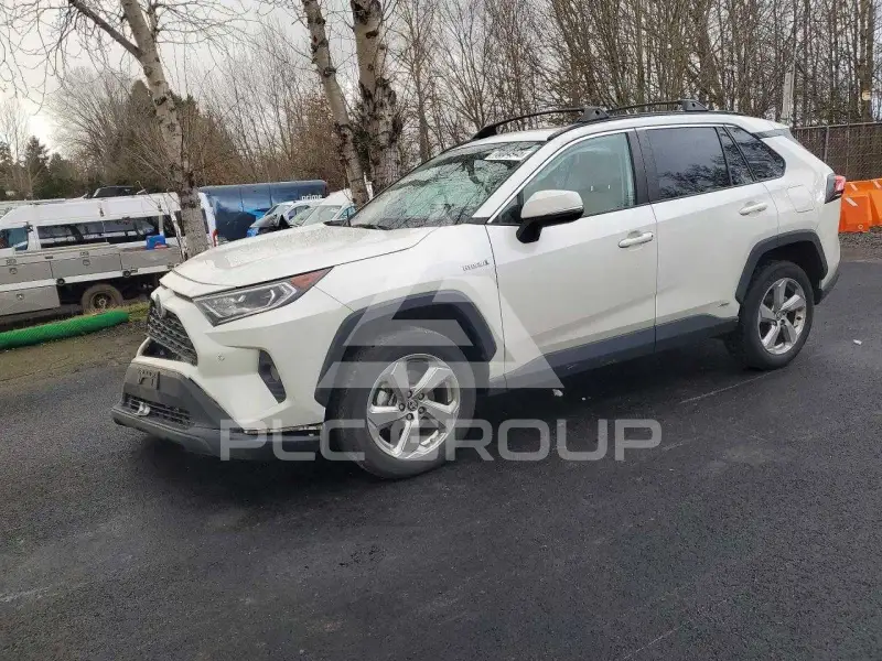 2021 Toyota RAV4 photo