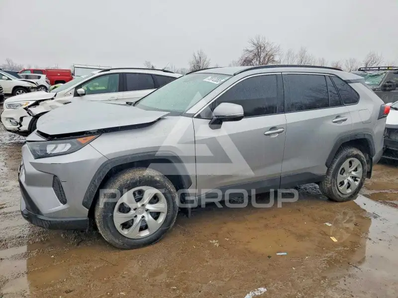 2021 Toyota RAV4 фото