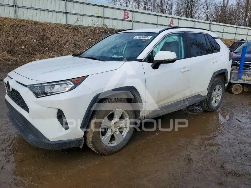 2021 Toyota RAV4 фото