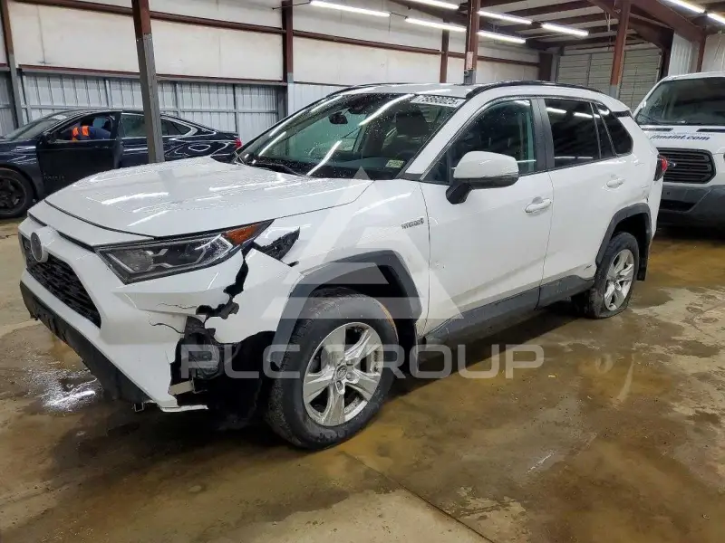 2021 Toyota RAV4 фото