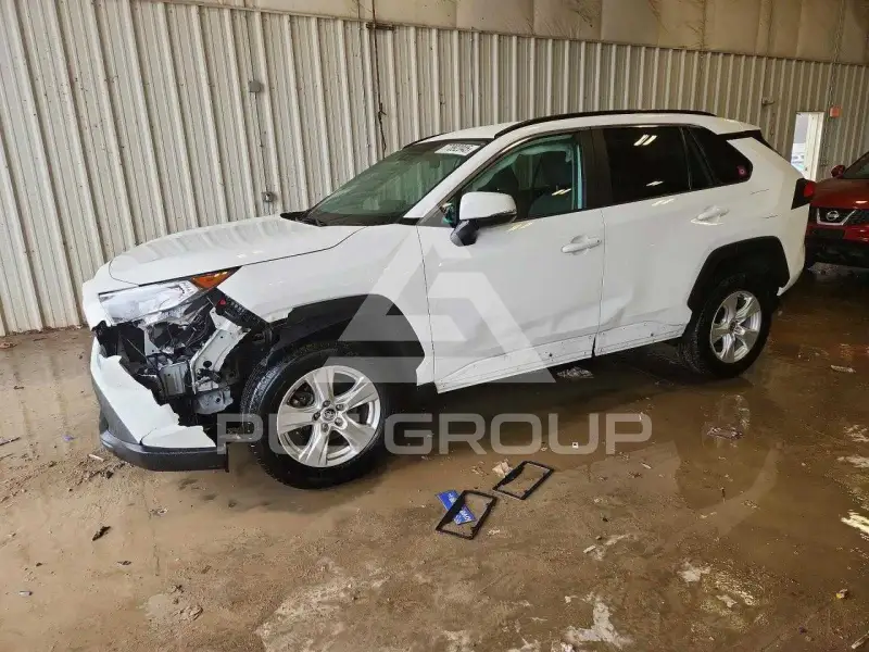 2021 Toyota RAV4 фото
