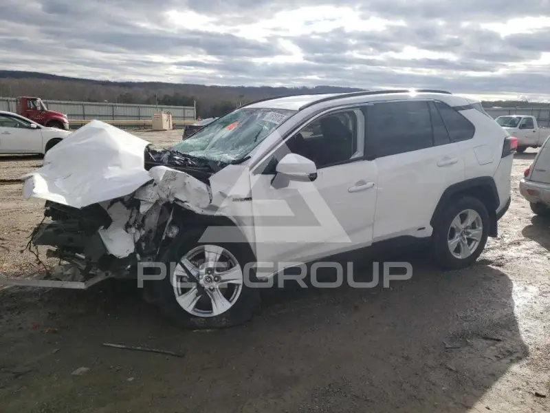 2021 Toyota RAV4 photo