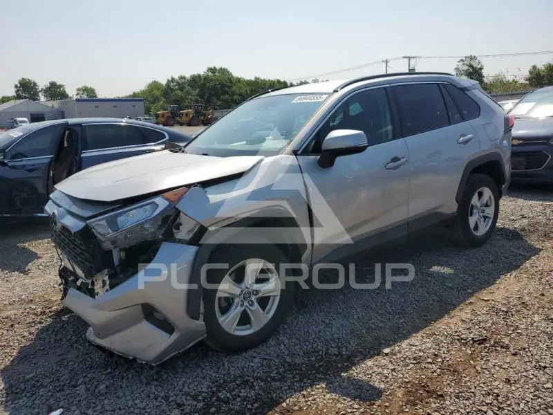 2021 Toyota RAV4 photo