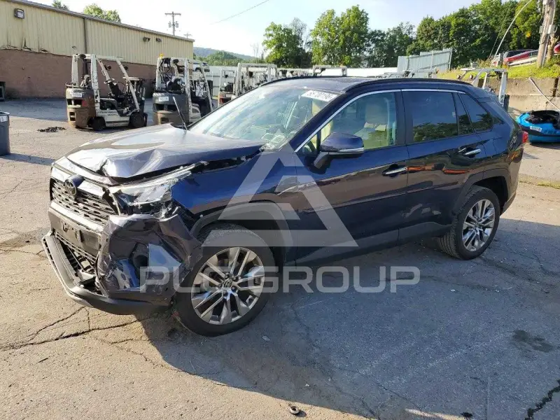 2021 Toyota RAV4 фото