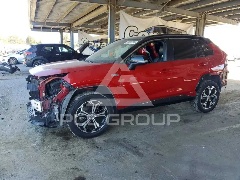2021 Toyota RAV4 фото