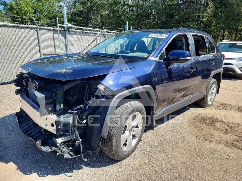 2021 Toyota RAV4 фото