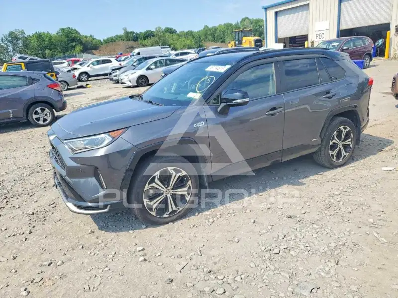 2021 Toyota RAV4 фото