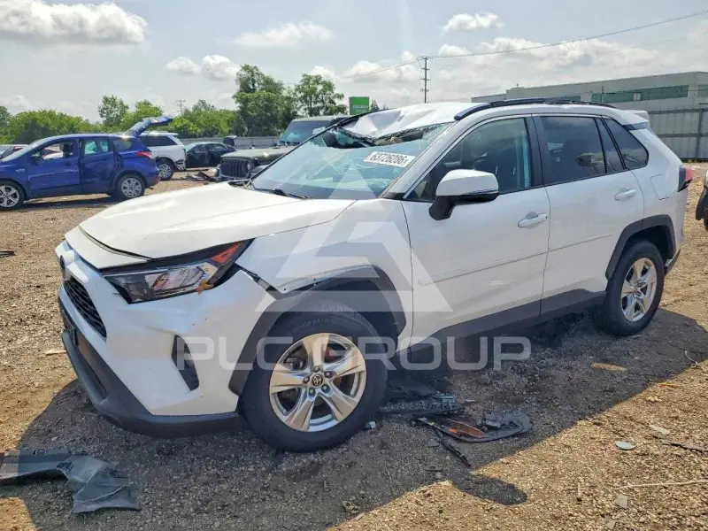 2021 Toyota RAV4 фото