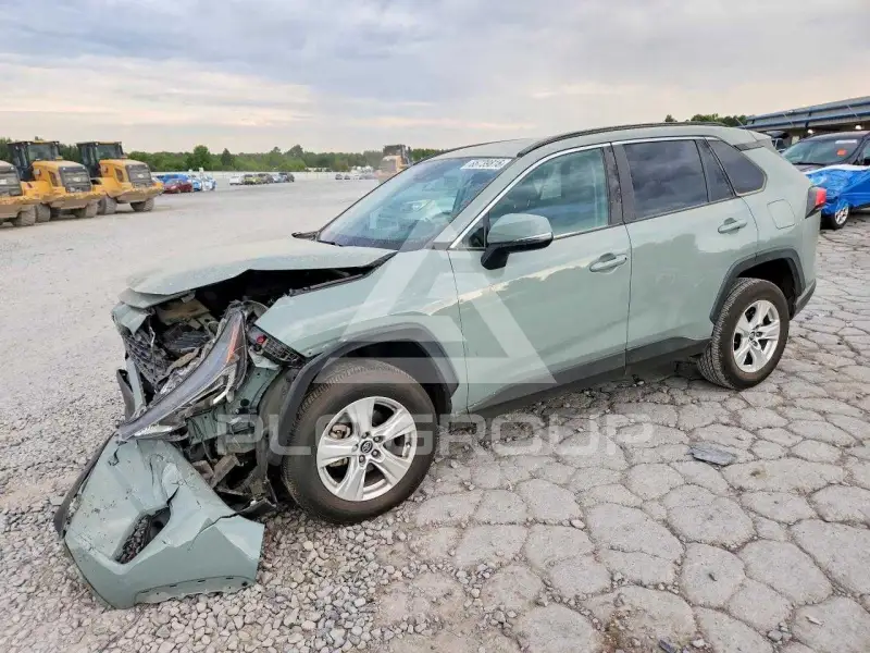 2021 Toyota RAV4 фото