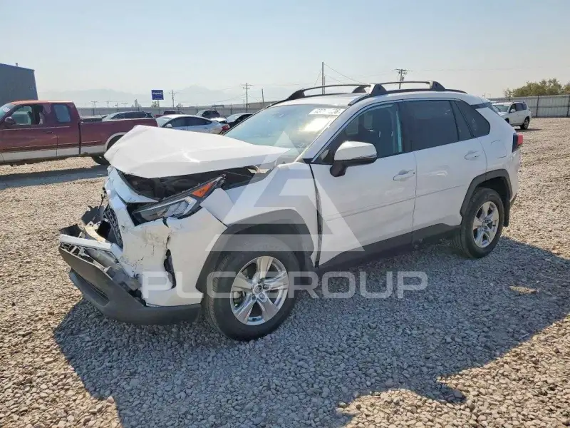 2021 Toyota RAV4 фото