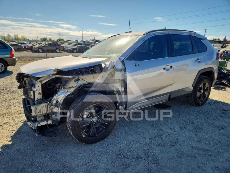 2021 Toyota RAV4 photo