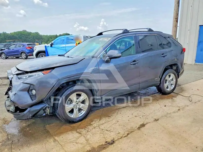 2021 Toyota RAV4 photo