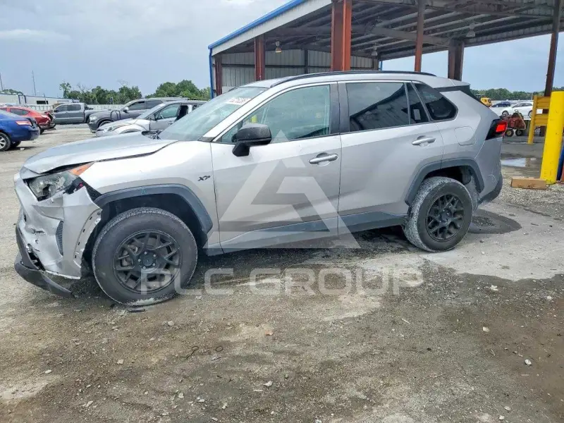 2021 Toyota RAV4 photo