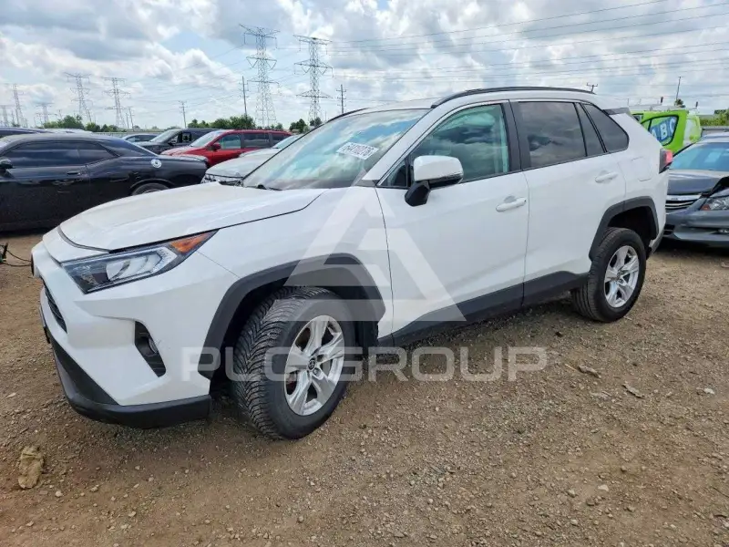2021 Toyota RAV4 фото