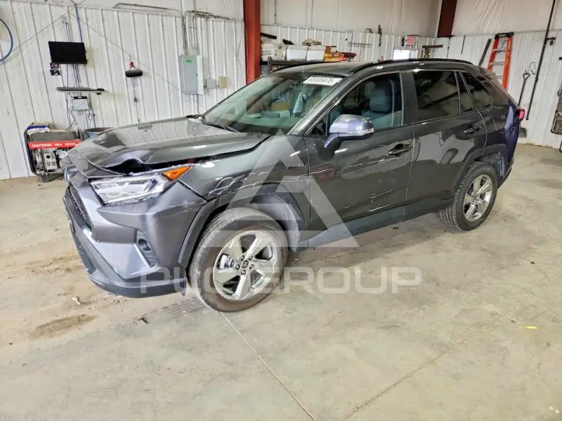 2021 Toyota RAV4 фото