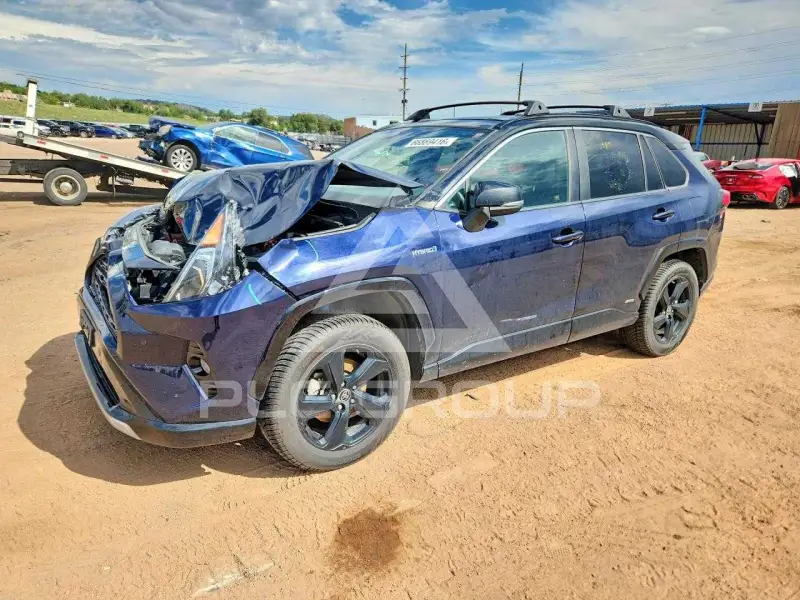 2021 Toyota RAV4 фото