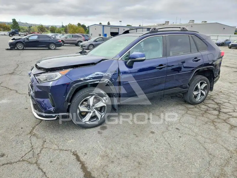 2021 Toyota RAV4 фото