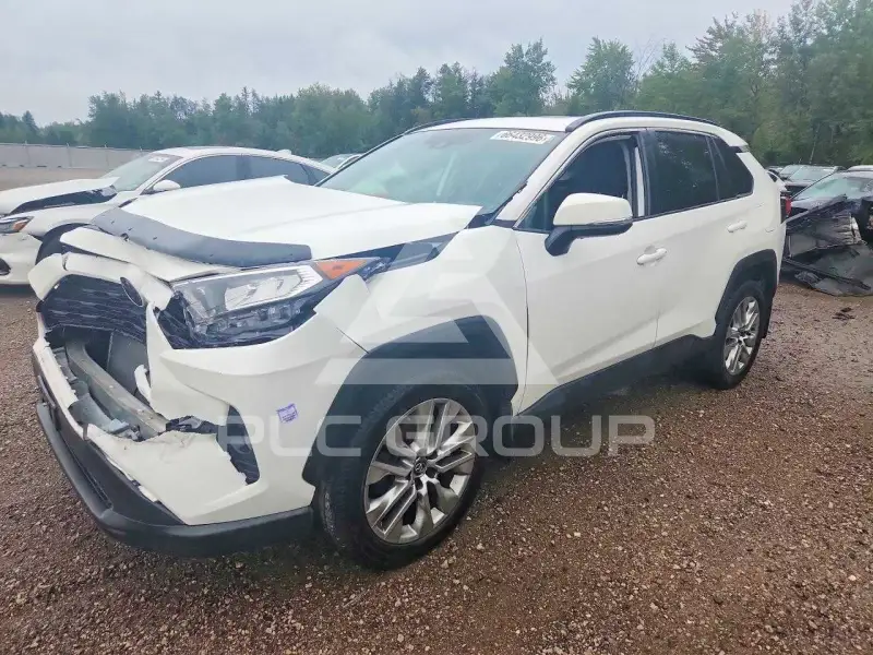 2021 Toyota RAV4 фото