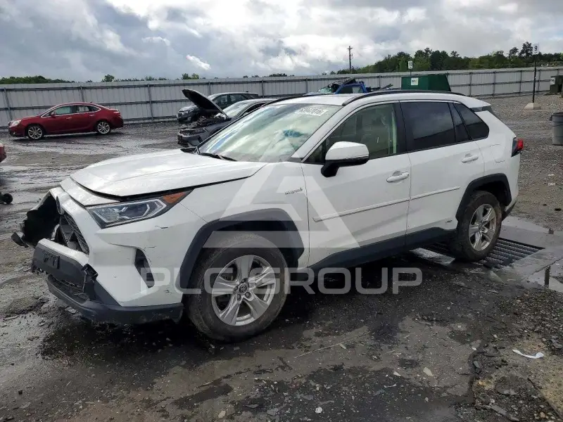 2021 Toyota RAV4 фото