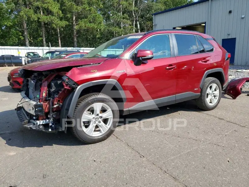2021 Toyota RAV4 фото
