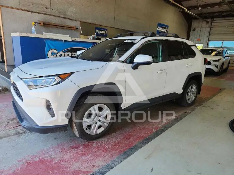 2021 Toyota RAV4 photo