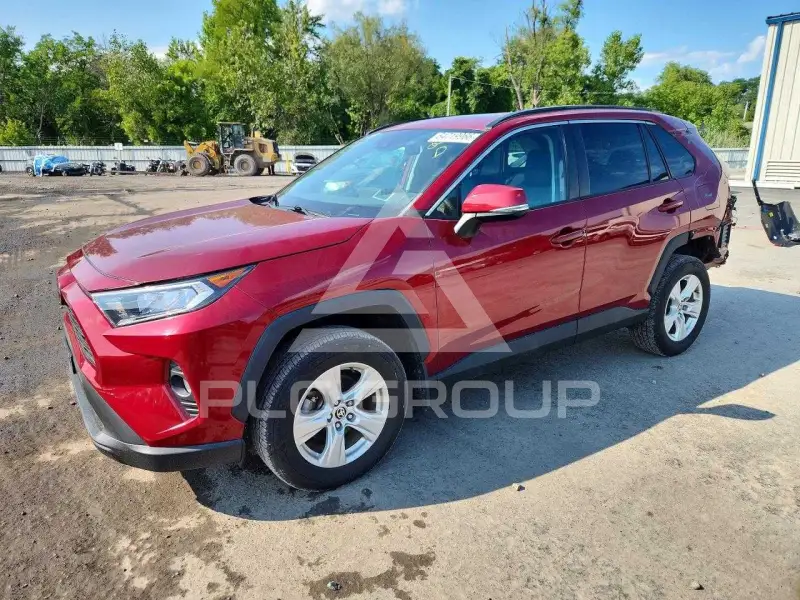 2021 Toyota RAV4 фото