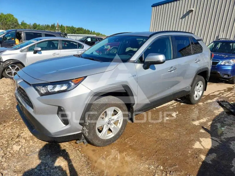 2021 Toyota RAV4 фото