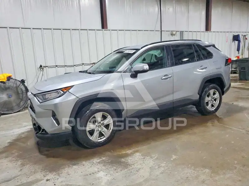 2021 Toyota RAV4 photo