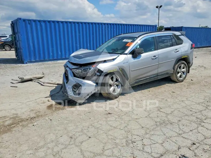 2021 Toyota RAV4 фото