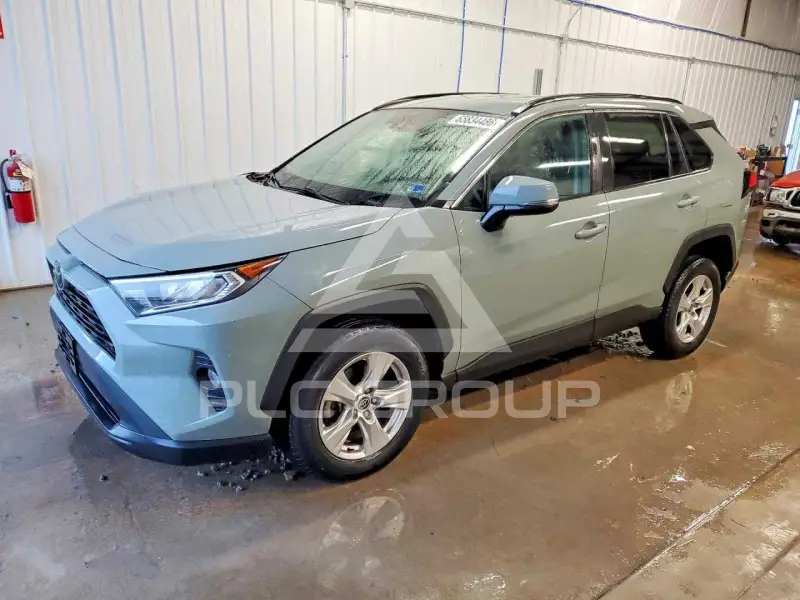 2021 Toyota RAV4 фото