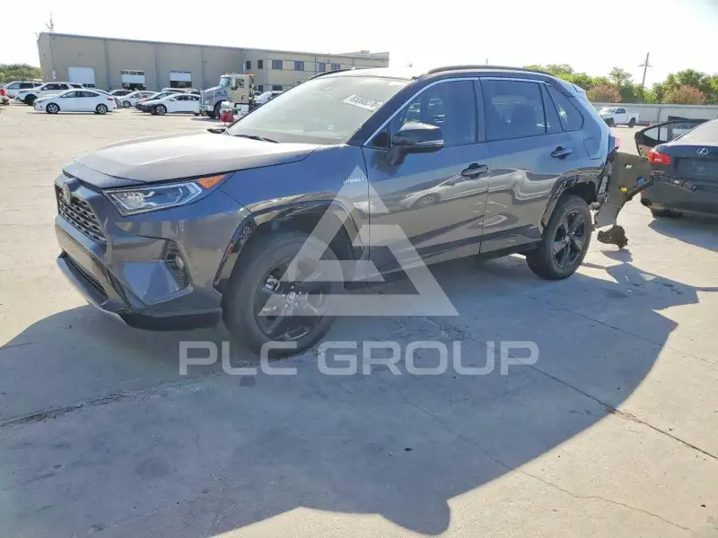 2021 Toyota RAV4 фото